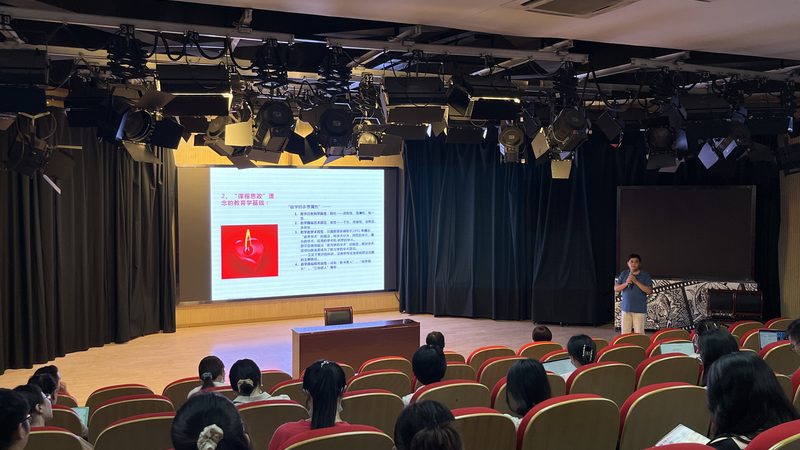 文化传媒公司如何制定劳务合同？免费版合同有何优势？**